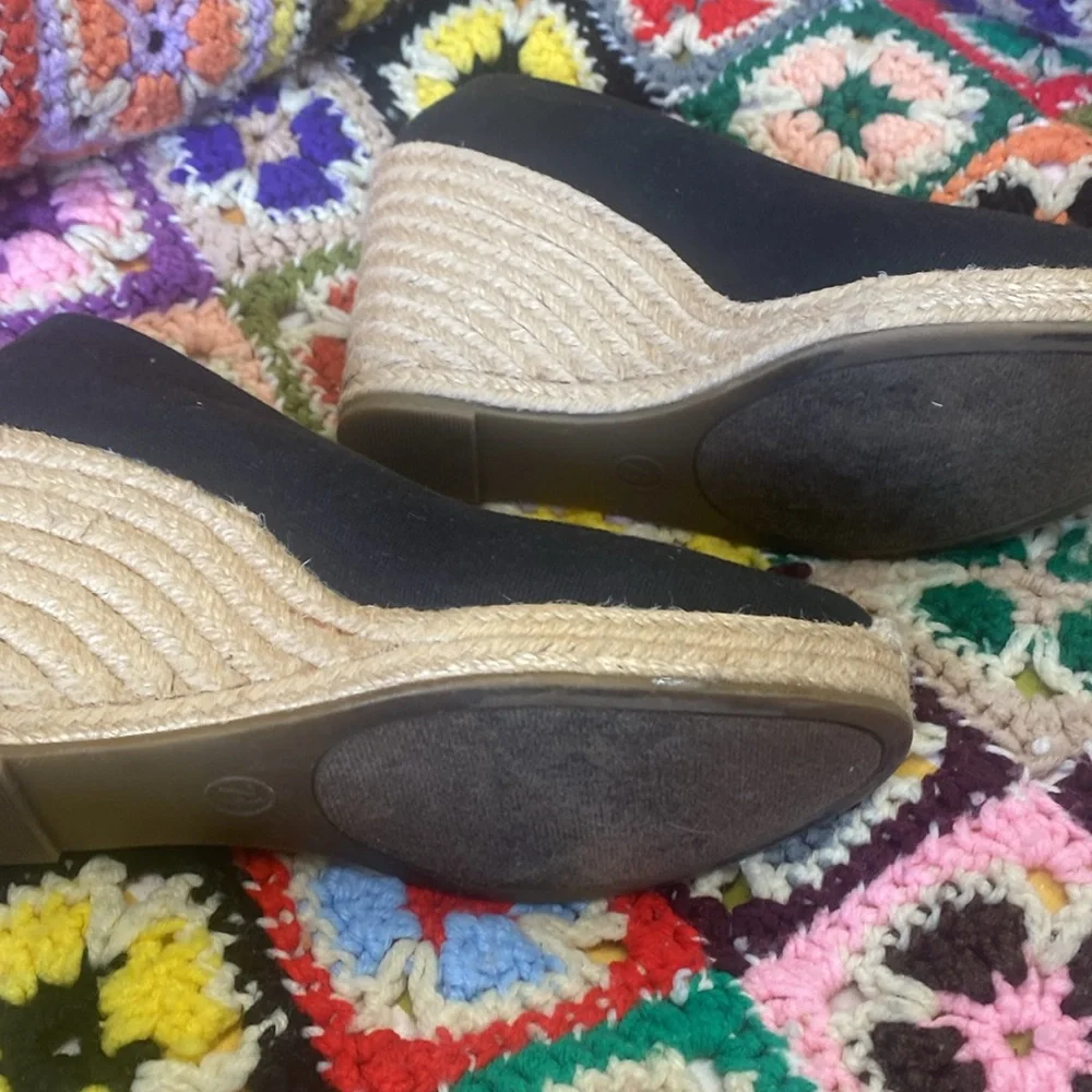 Merona- Black Canvas jute- Wedge Espadrilles - 4” heel - 7.5m